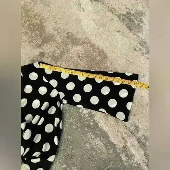 Women’s Polka Dot W5 Blouse - Picture 6 of 8